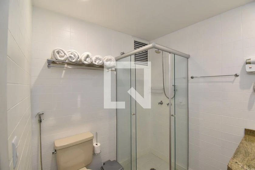 67 m² apartment with a washing machine and a home office — photo 24