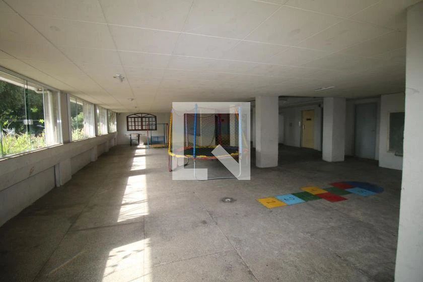 78 m² rental apartment with 2 bedrooms and 1 suite — photo 47