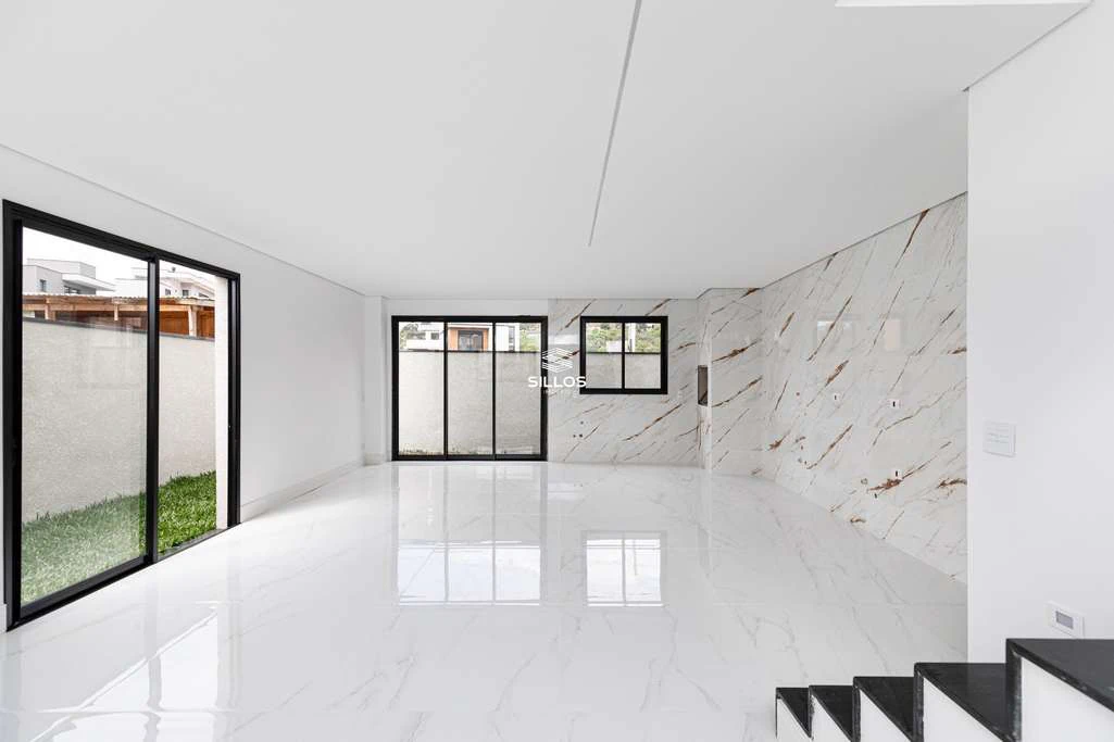 Townhouse with 3 en-suite bedrooms and 5 bathrooms — photo 2
