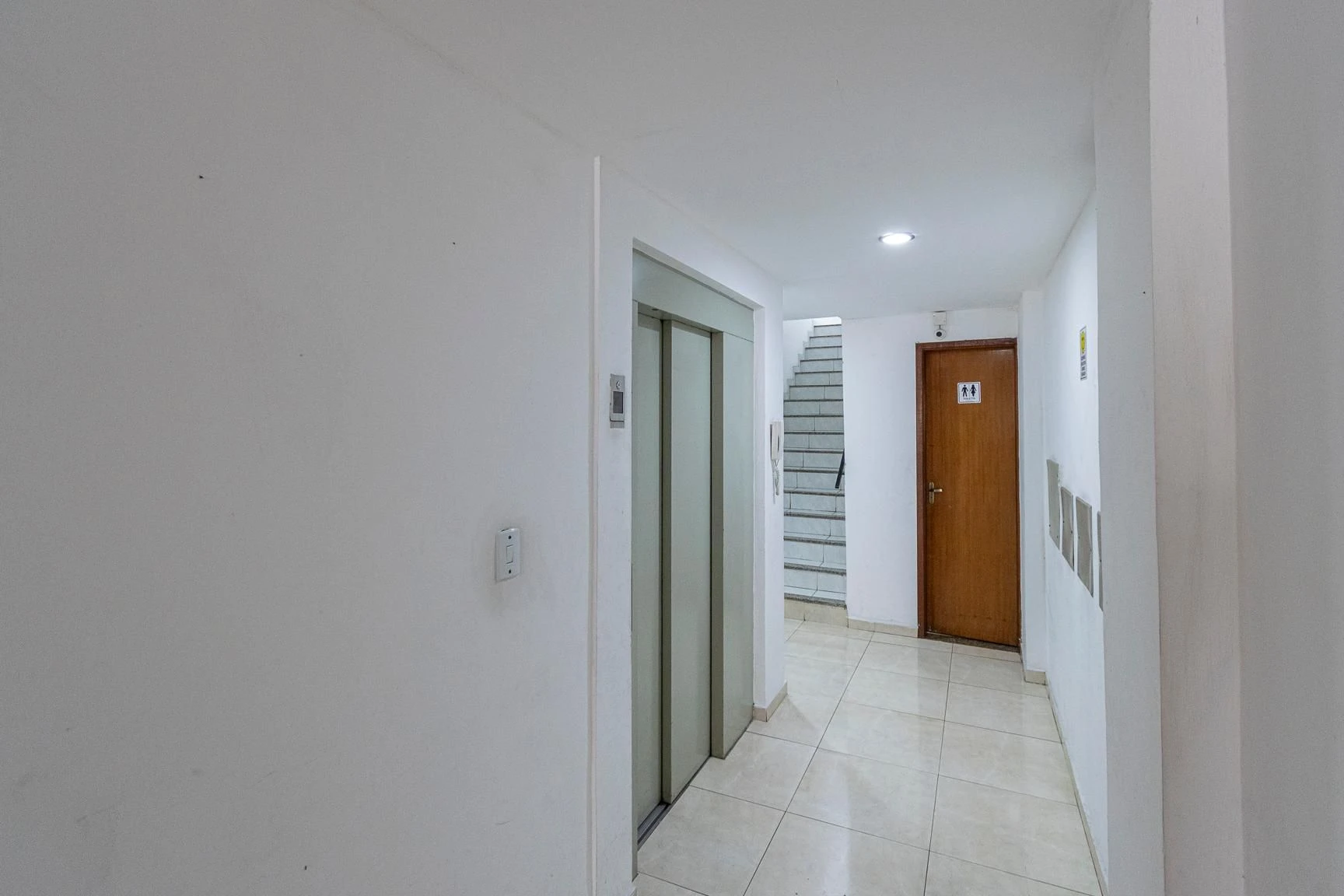 Washing machine in a 2-bedroom apartment, 68 m² — photo 38