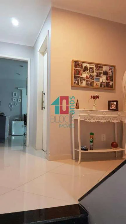 Casa mobiliada de 300 m² com 3 suítes e jardim — photo 18