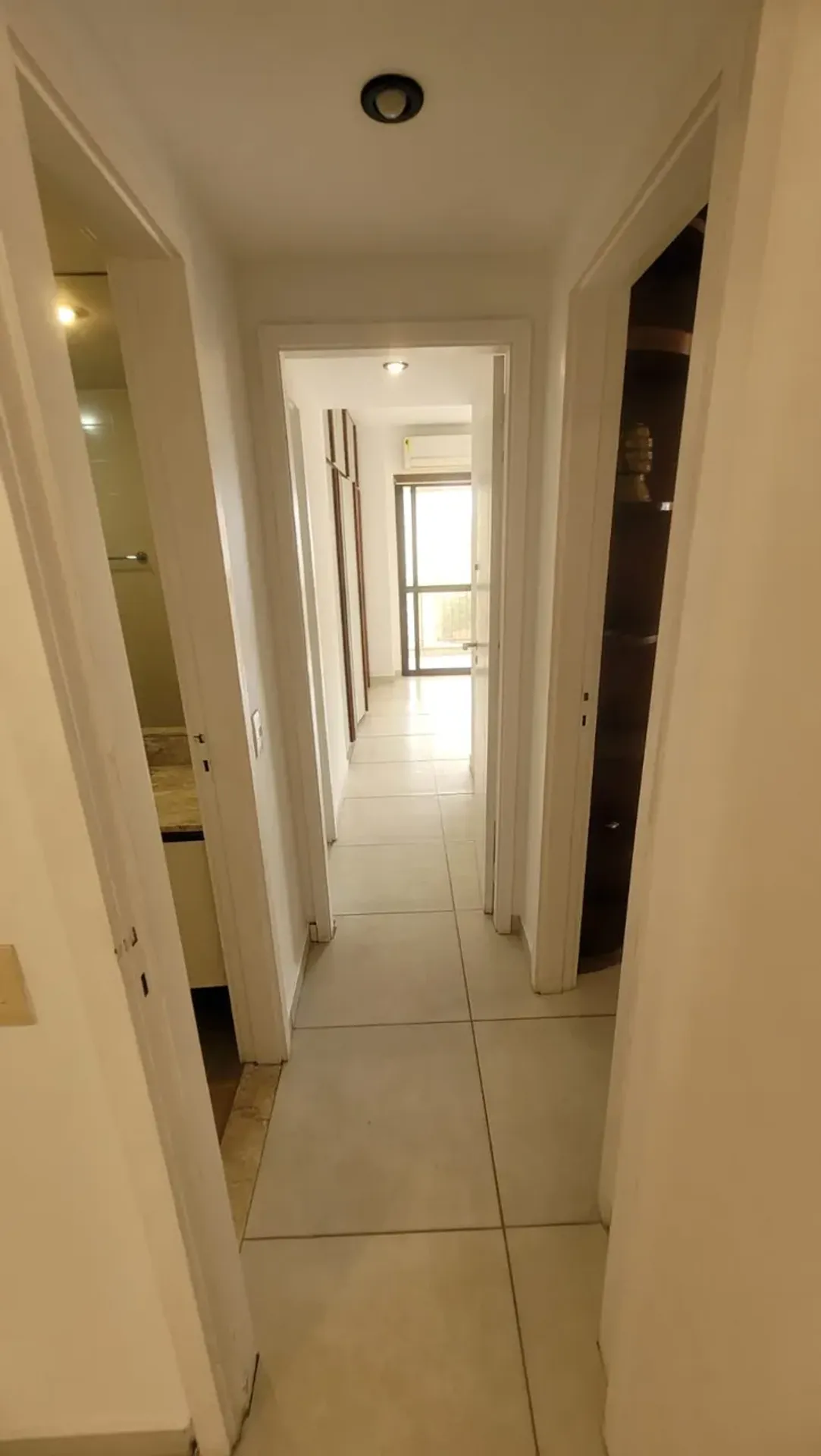 Park view in a 2-bedroom apartment, 105 m² — photo 10