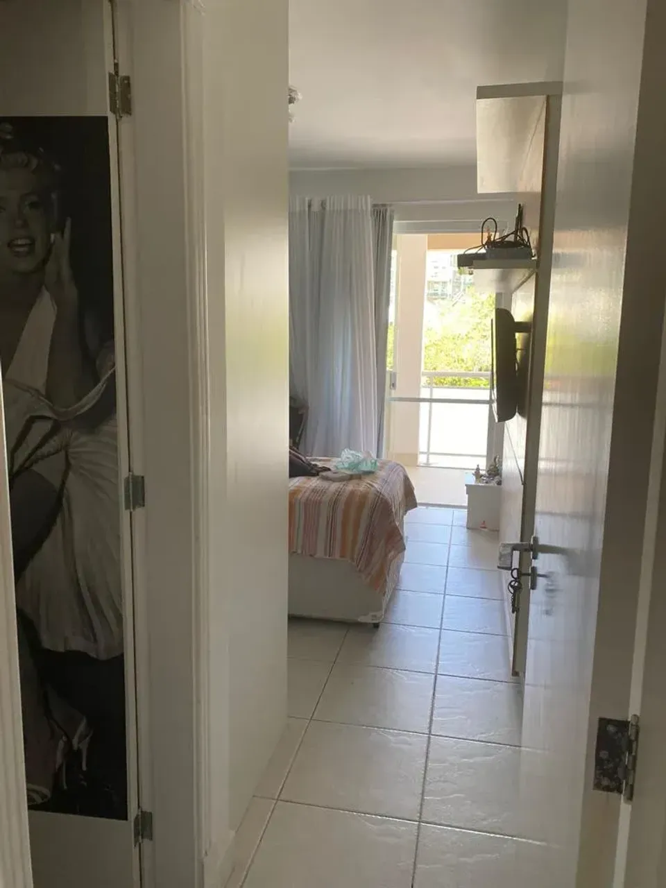 Casa com cozinha fechada e fogão a gás, 350 m² — photo 12