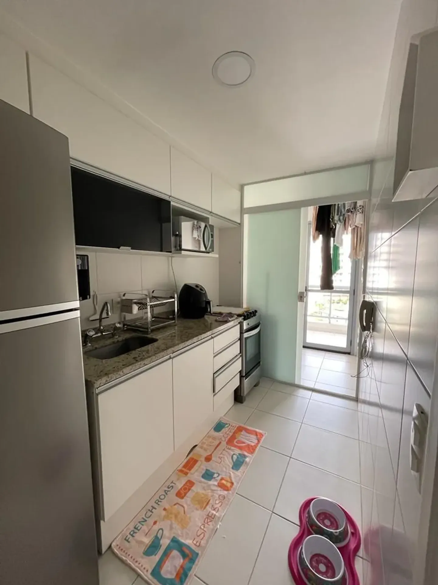 86 m² apartment with a walk-in closet and a washing machine — photo 2