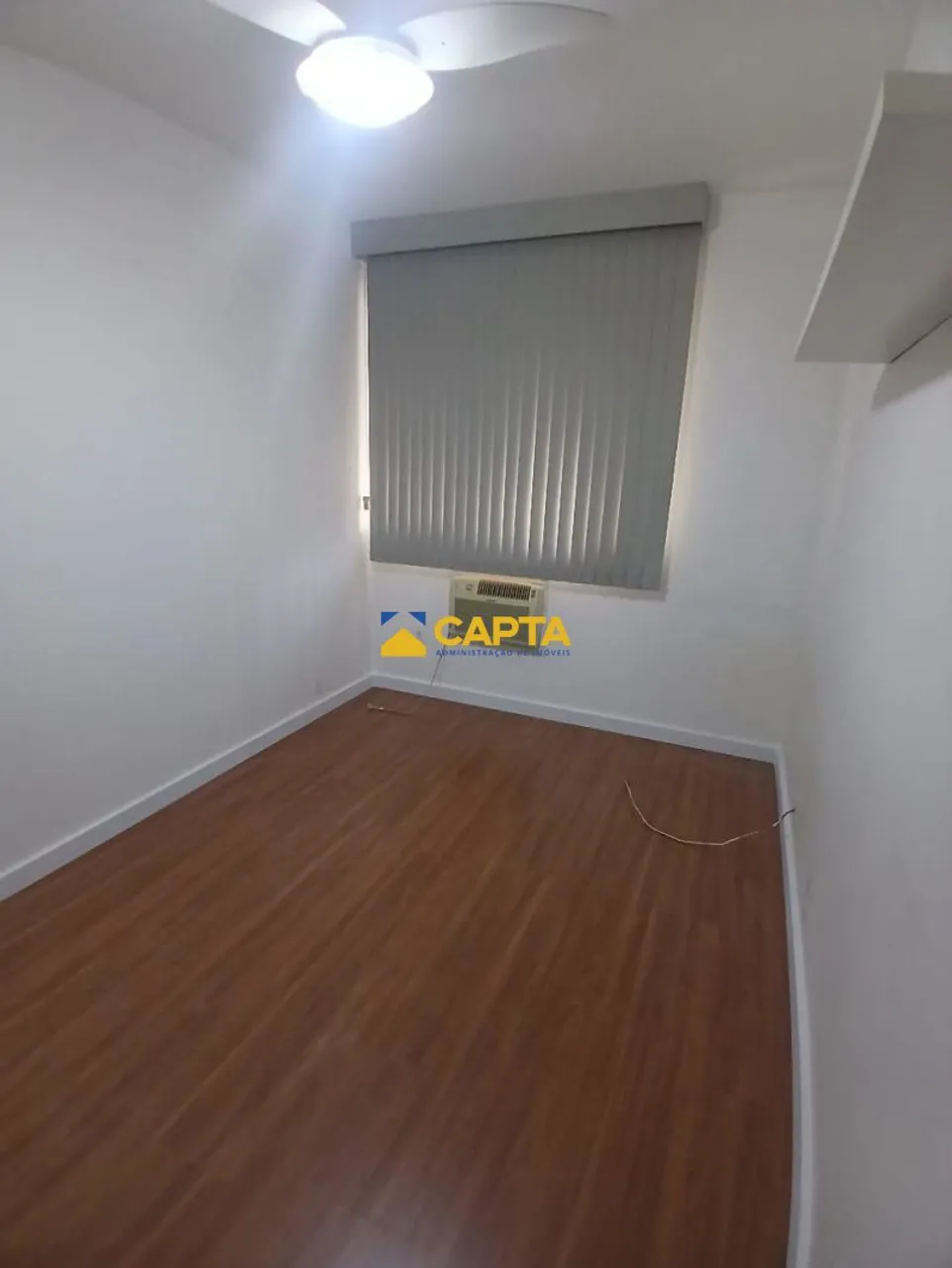 2-bedroom 2-bath apartment with 1 parking space — photo 3