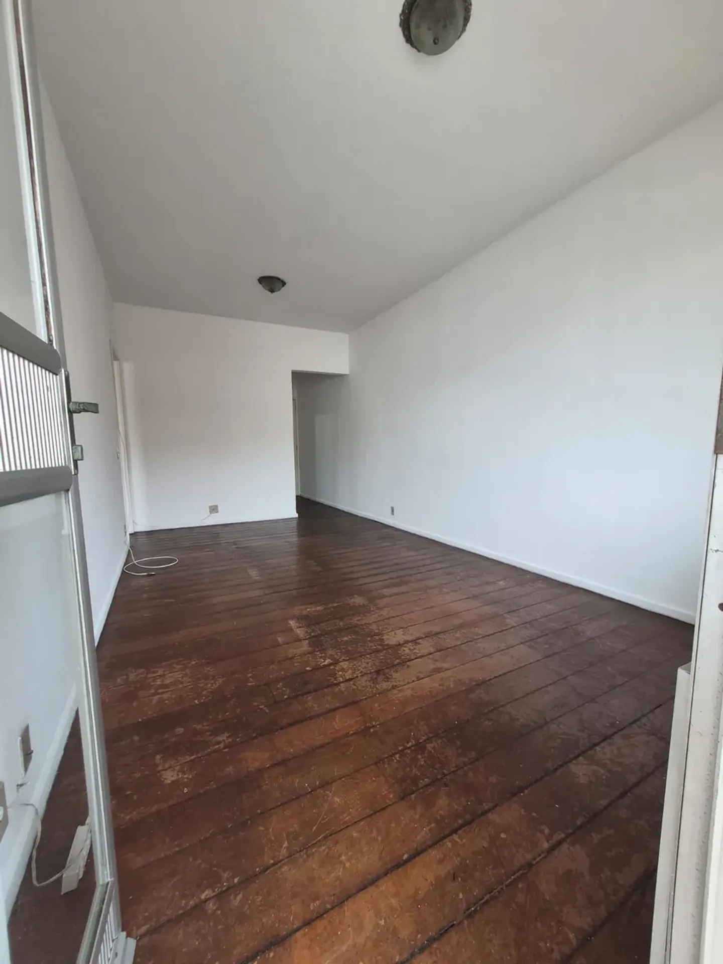 Apartment with 2 bedrooms and a balcony plus 1 parking spot — photo 21