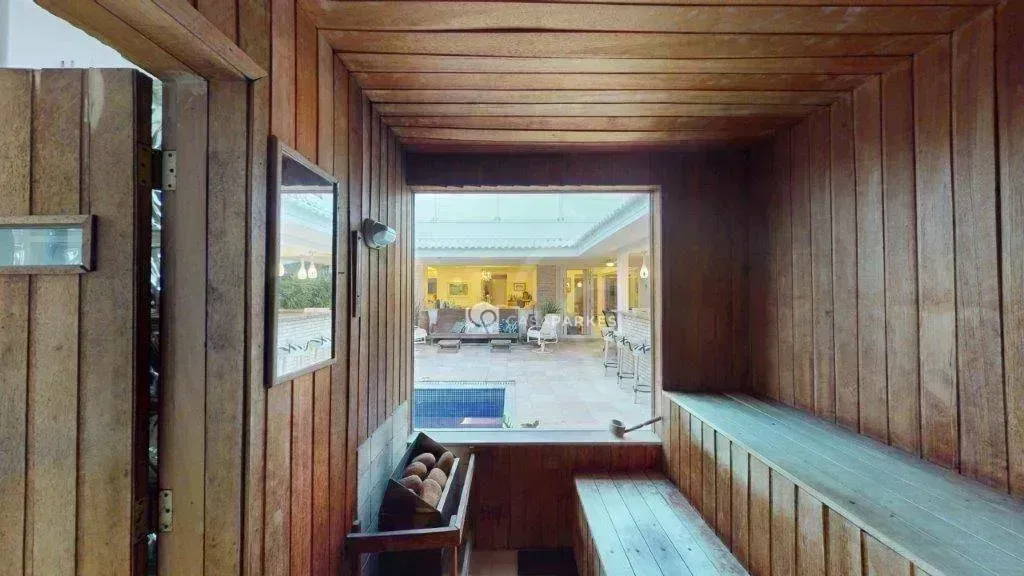 House with 5 bedrooms and 5 bathrooms, 500 m² — photo 27