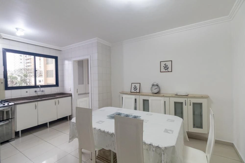 3-bedroom apartment with a washing machine — photo 4