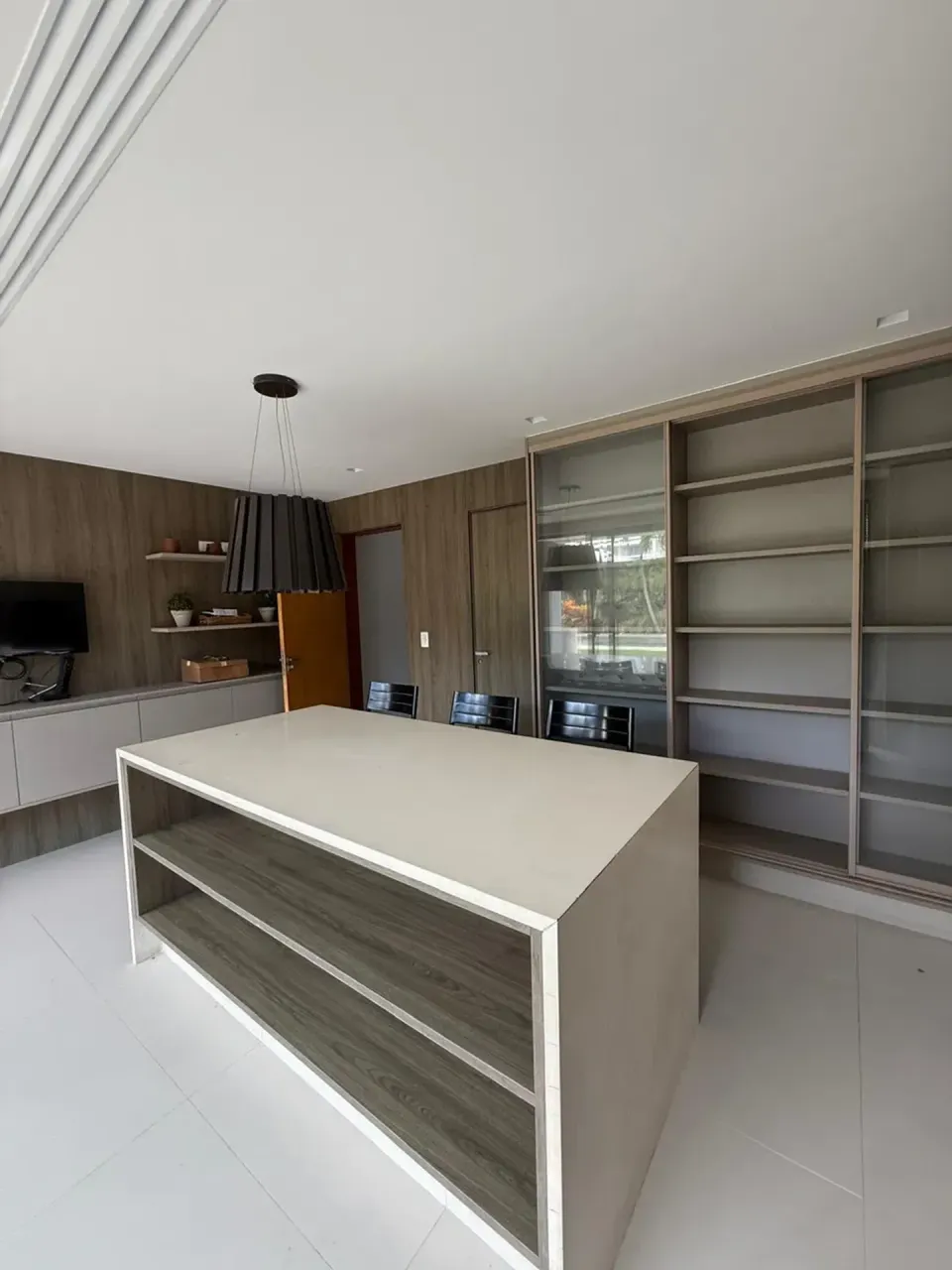 Furnished house with 5 bedrooms and 5 bathrooms — photo 2
