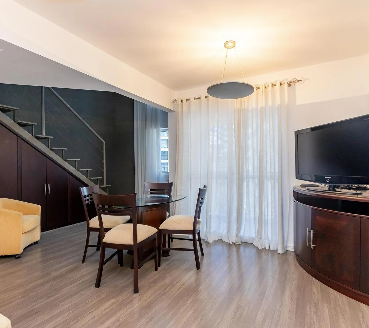 Furnished one-bedroom, 70 m² apartment in Curitiba — photo 12