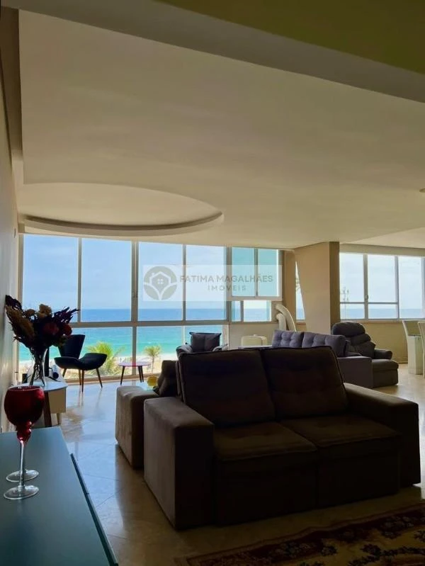 Furnished apartment with 4 bedrooms, 2 en-suites and 260 m²