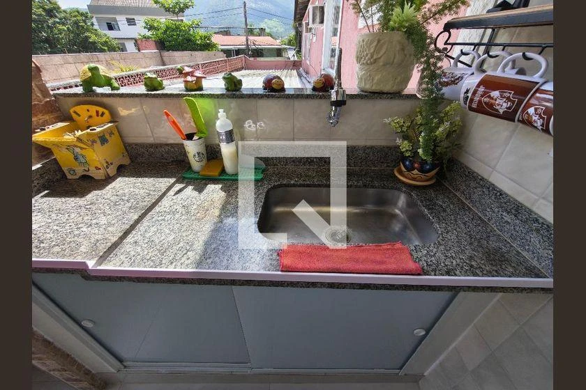 358 m² rental house with 2 bedrooms, suite and balcony — photo 29