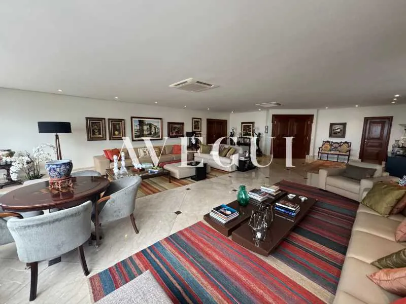 Apartment with 5 bedrooms and a balcony — photo 4