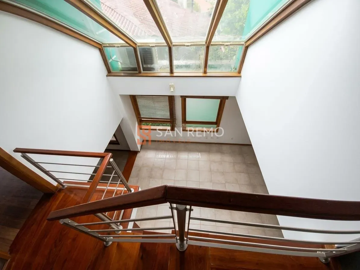 5-bedroom house with a bathtub in Florianópolis — photo 16