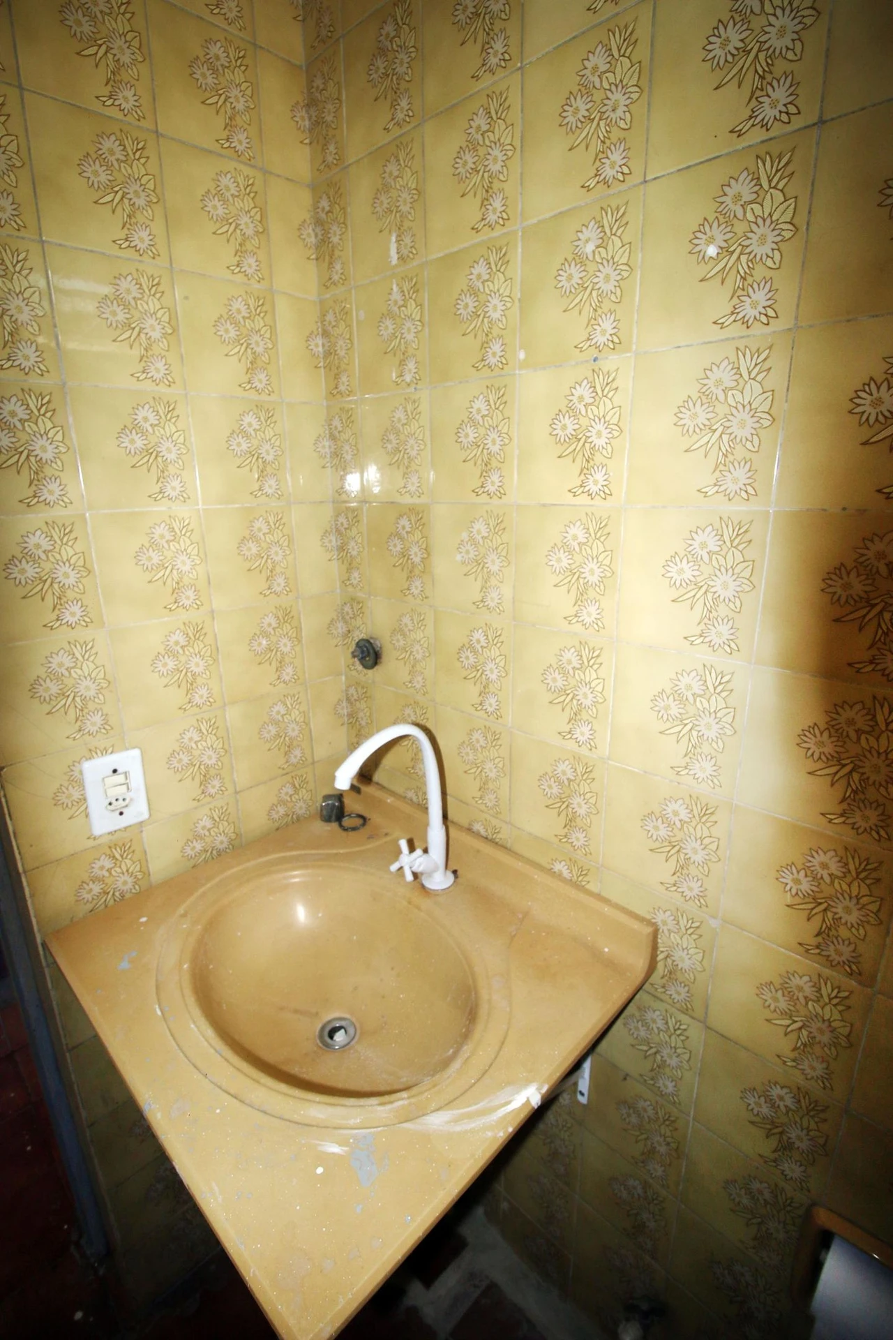 Apartamento sem mobília com 3 quartos e 1 banheiro — photo 12