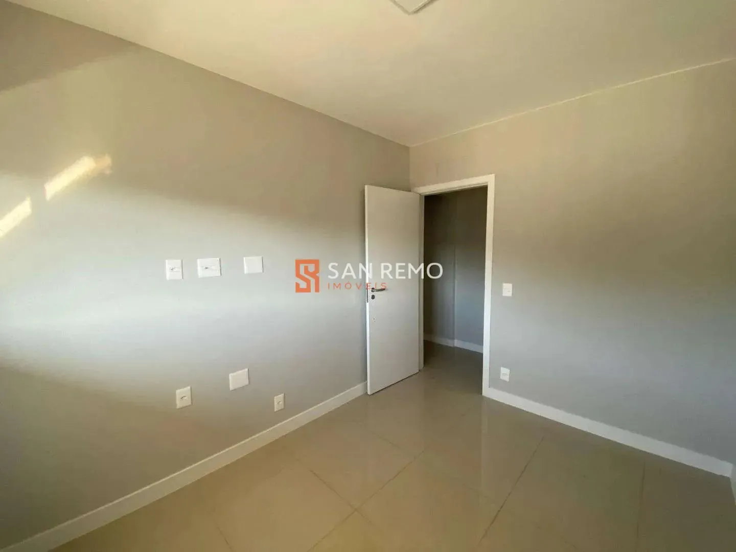 2-bedroom apartment with 1 en-suite and 68 m² — photo 23