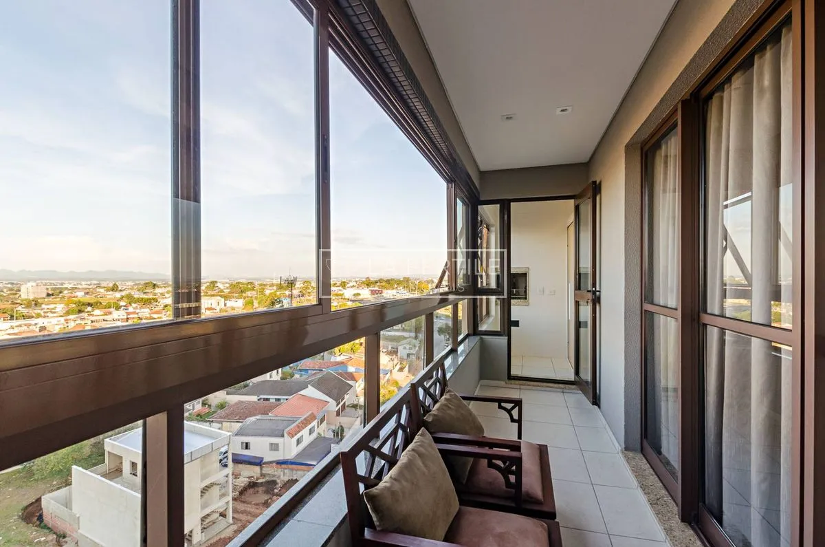 Apartamento mobiliado de 3 quartos e 3 banheiros com 149 m² — photo 48