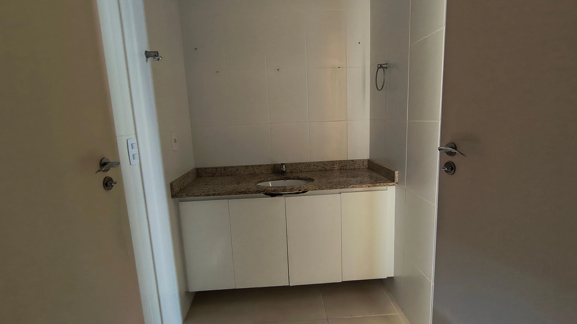 Apartamento para alugar com 4 quartos e 4 banheiros — photo 38