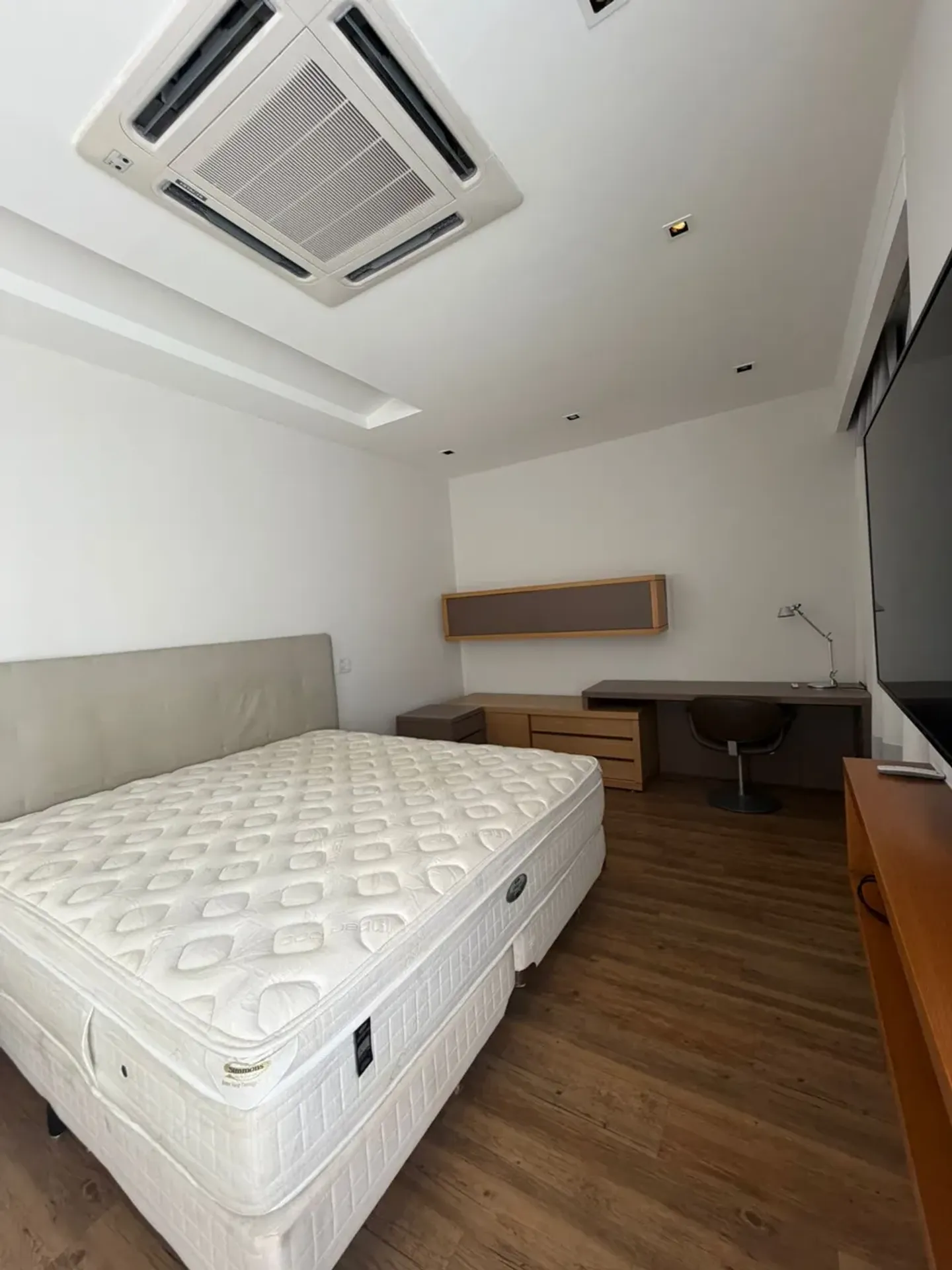 Duplex de 300 m² com 5 quartos e 5 banheiros — photo 22