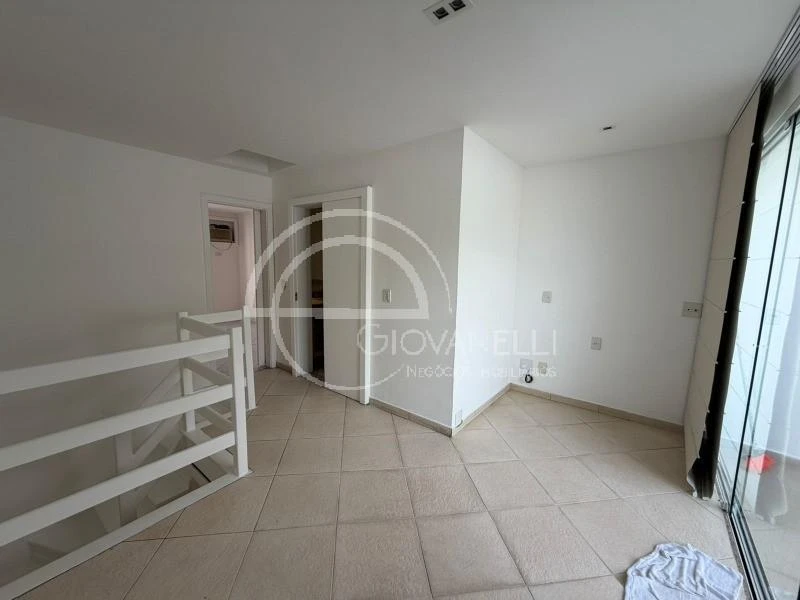 Casa triplex de 242 m² com 3 quartos e 2 vagas — photo 33