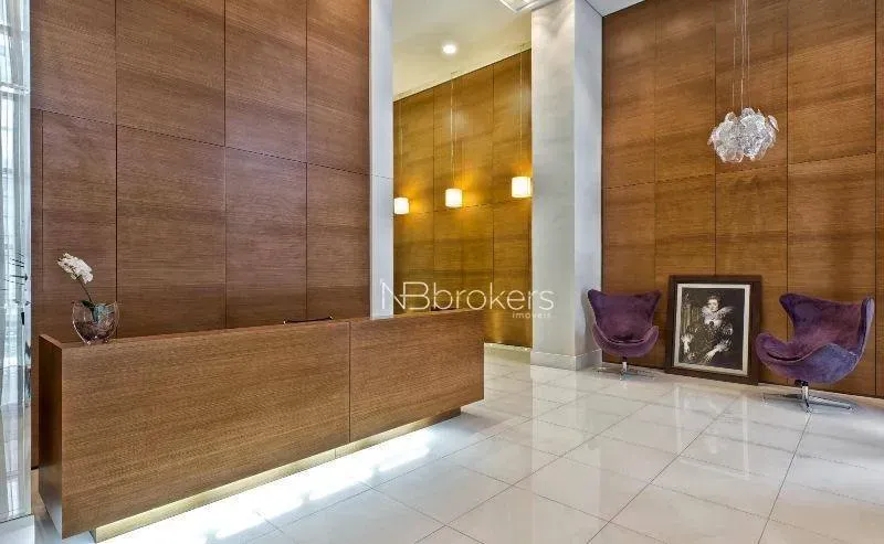 1-bedroom apartment with a private garden space — photo 23