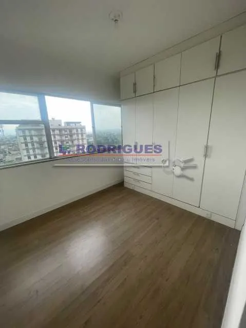 Home office in a 2-bedroom apartment, 75 m² — photo 4