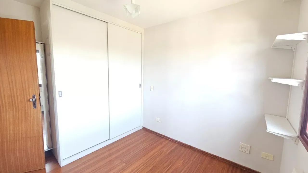 Furnished 2-bedroom apartment with parking and 53 m² — photo 4