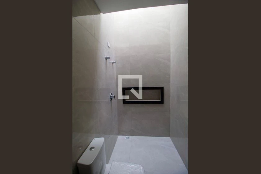 4-bedroom house with a garden — photo 25