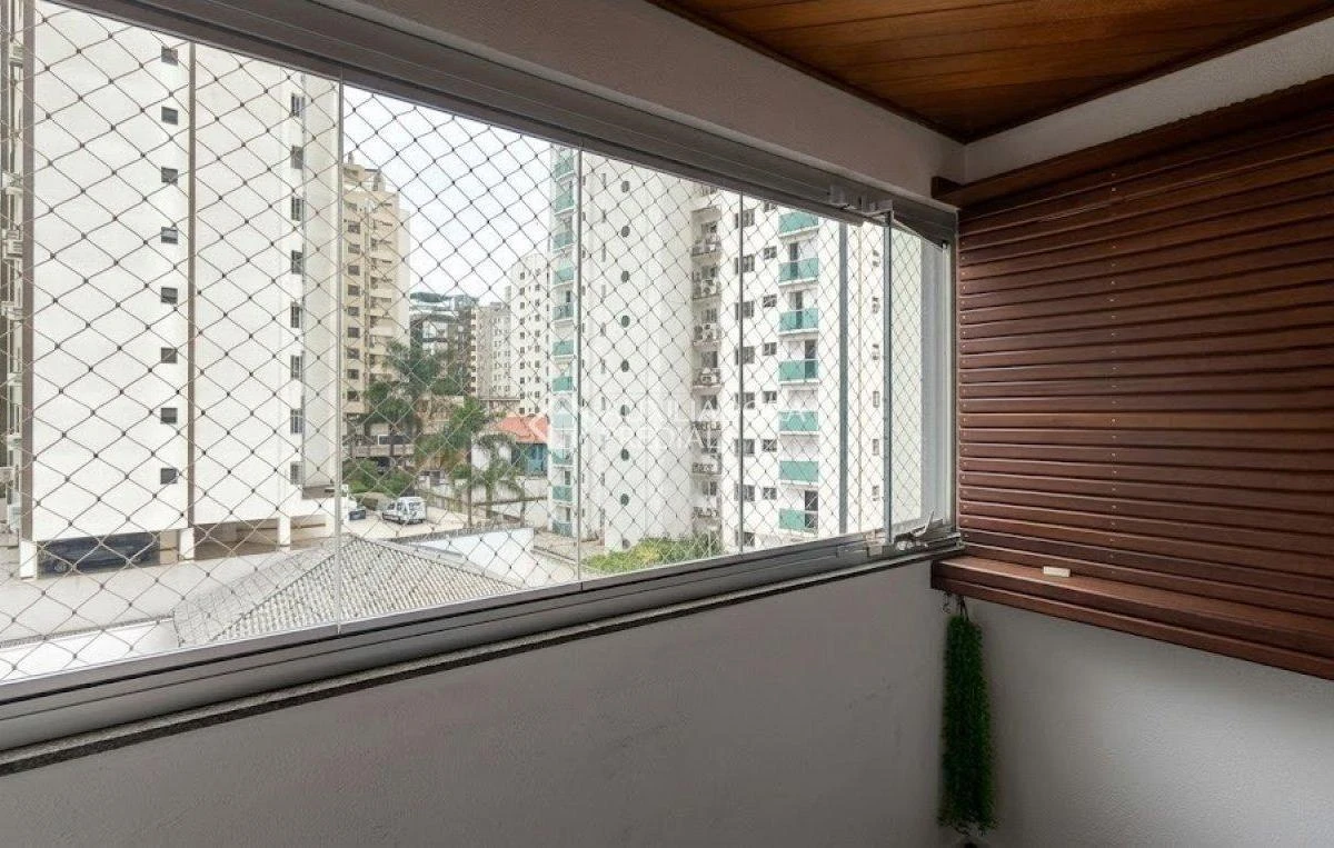 3-bedroom apartment with a washing machine — photo 23