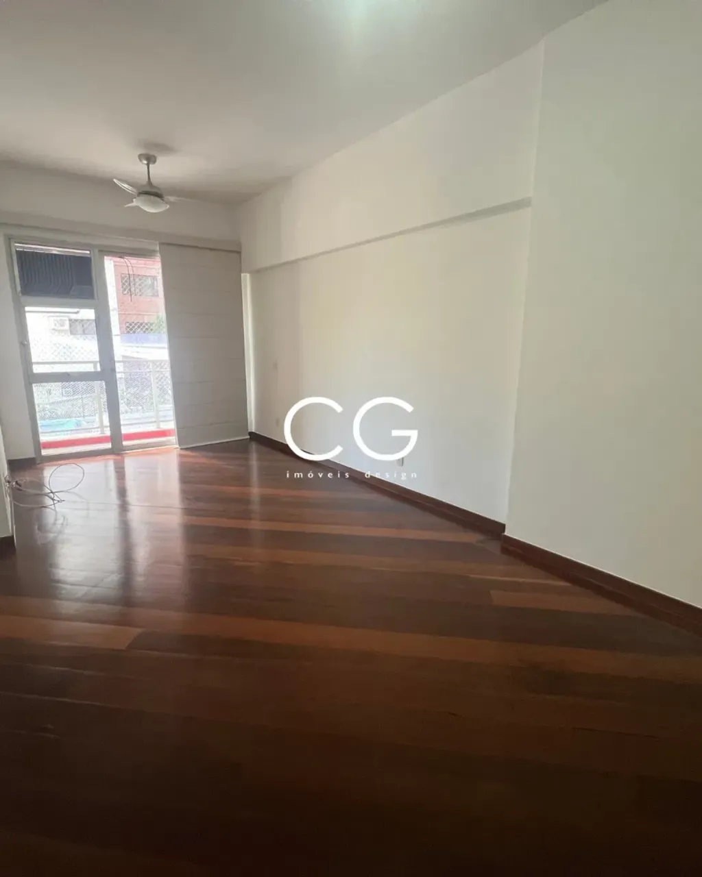 Unfurnished 3-bedroom apartment with balcony — photo 12