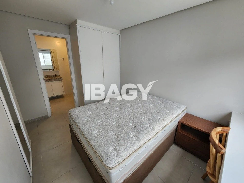 Apartamento com 2 dormitórios e varanda com churrasqueira — photo 11