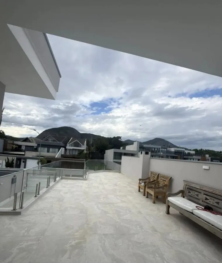 400 m² house with a bathtub and a mountain view — photo 8