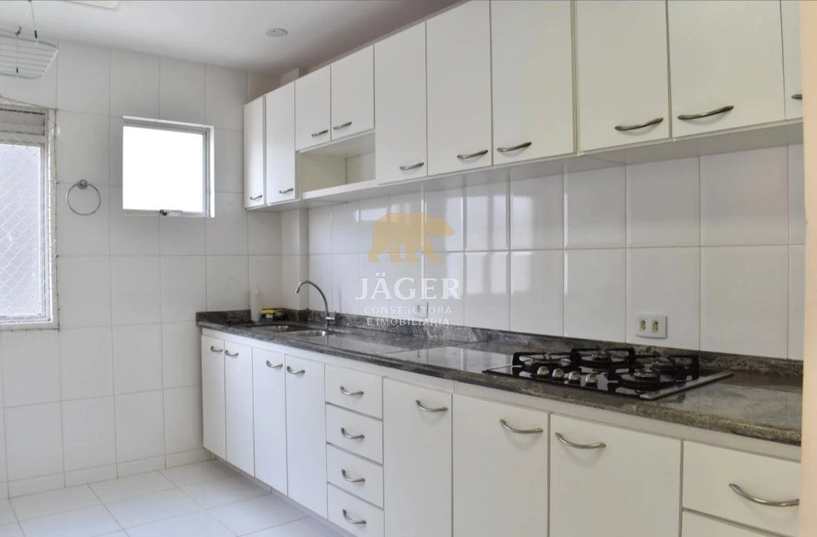 Furnished 2-bedroom apartment 82 m² with parking — photo 2