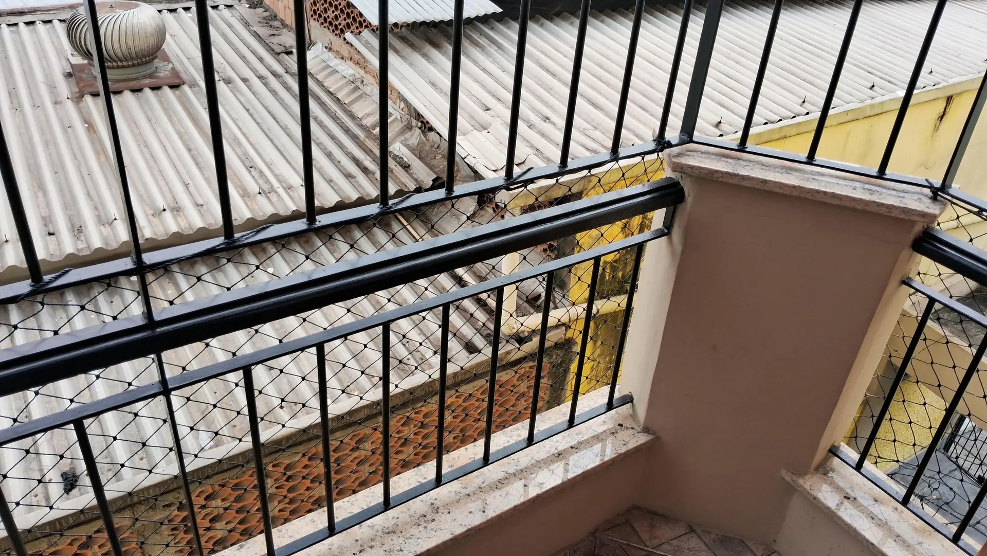 Квартира з 2 спальнями та робочим місцем — photo 17