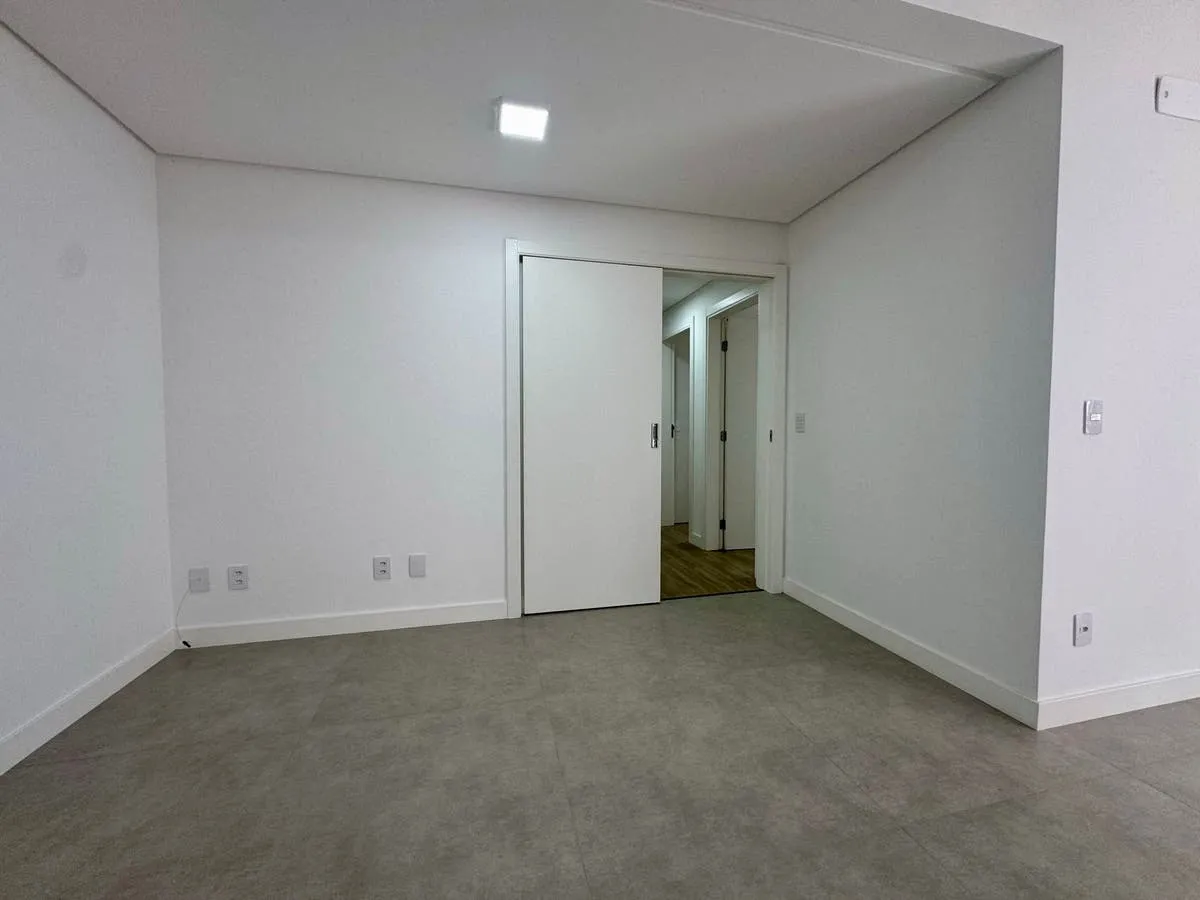 Вид на воду и 3 спальни: квартира 95 м² — photo 14