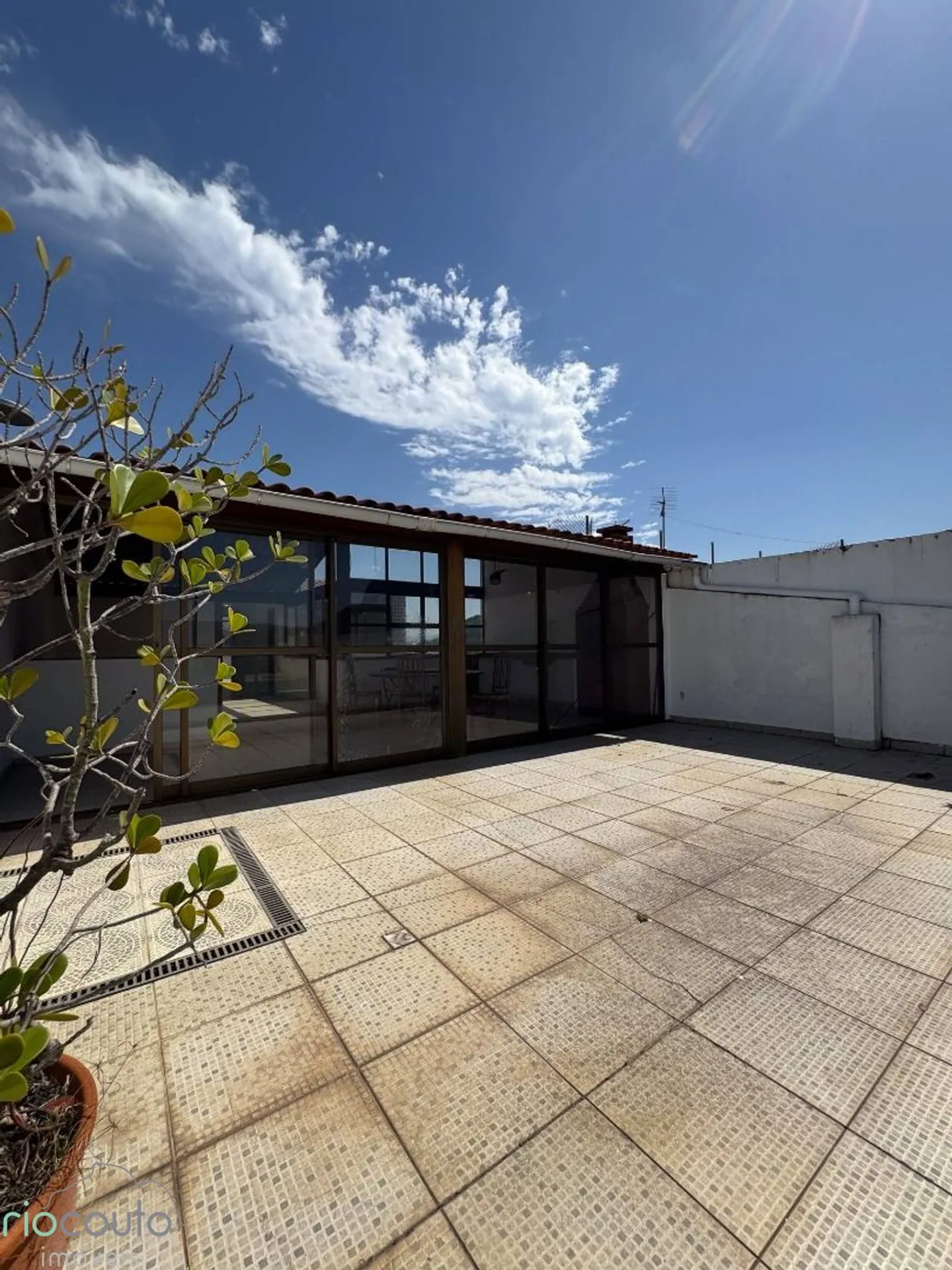 Duplex penthouse with 3 bedrooms and 291 m² terrace — photo 16