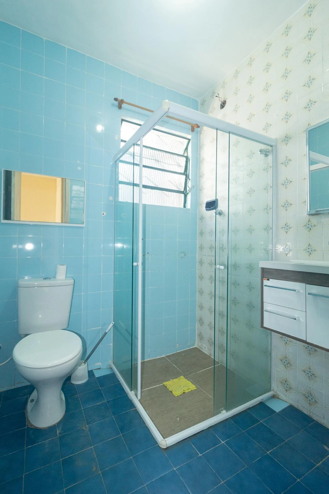 2-bedroom house with a garden — photo 10