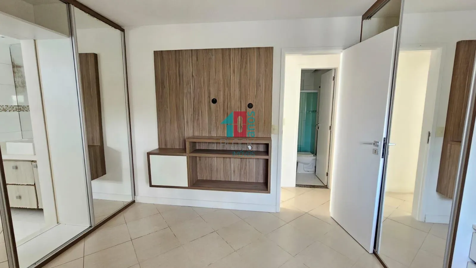 2-bedroom apartment with a home office in Rio de Janeiro — photo 10