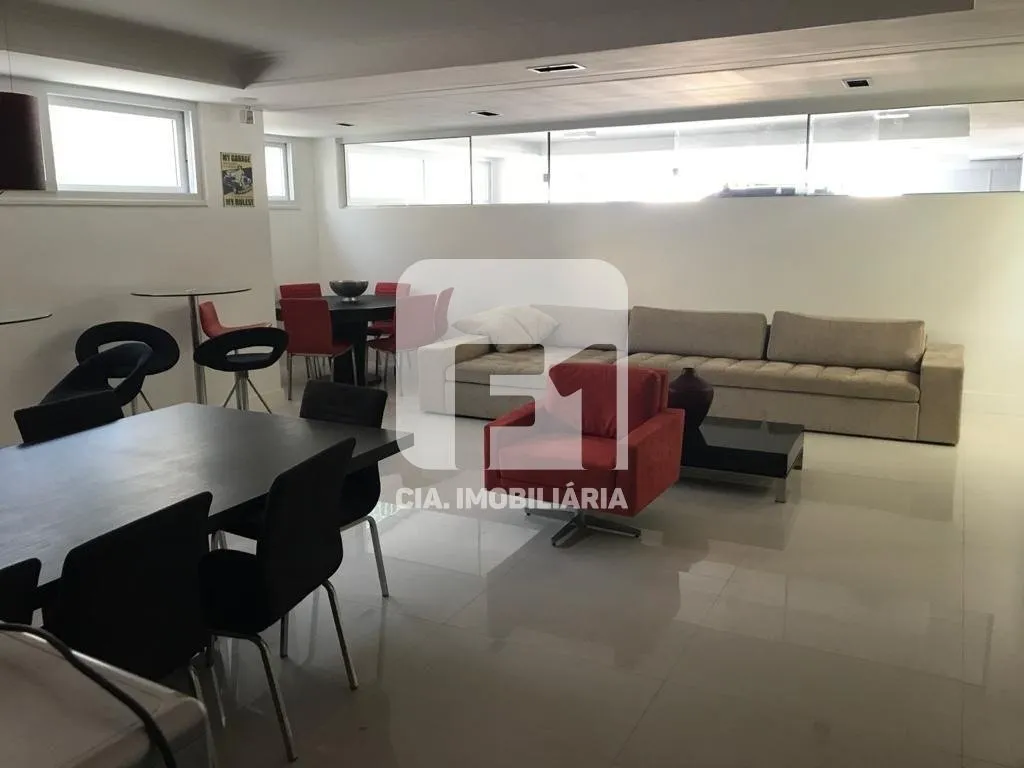 Furnished 9-suite house with open-plan kitchen — photo 27