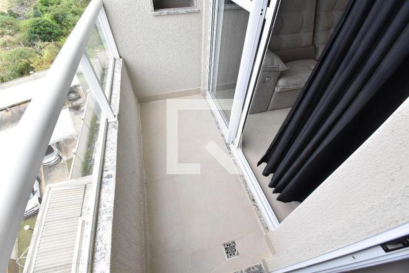 2-bedroom apartment with a home office in Curitiba — photo 39