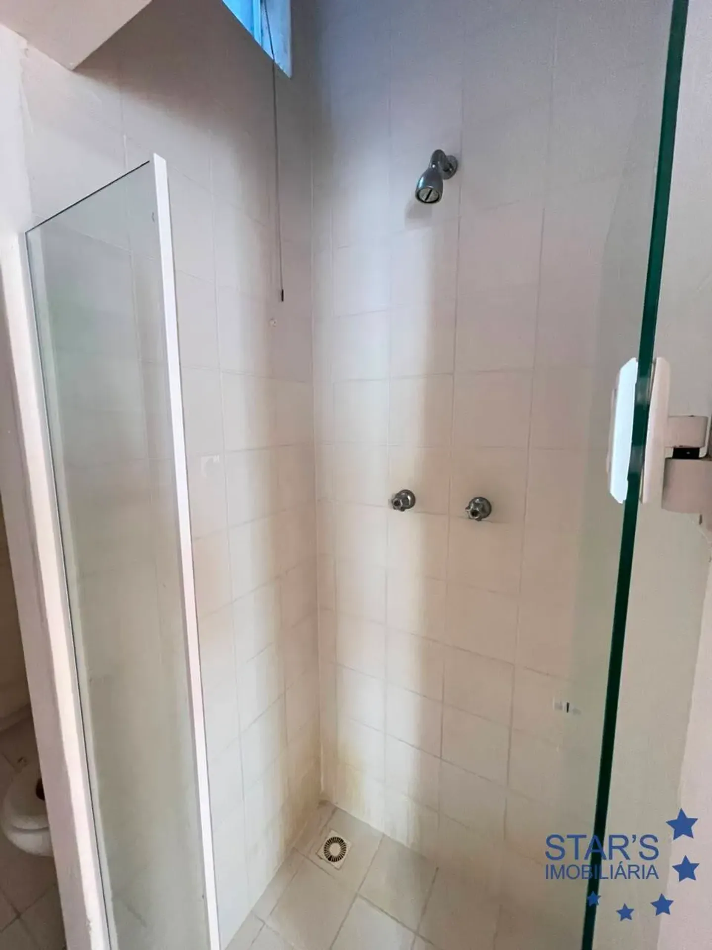 Будинок 250 м² із вікнами від підлоги до стелі — photo 26