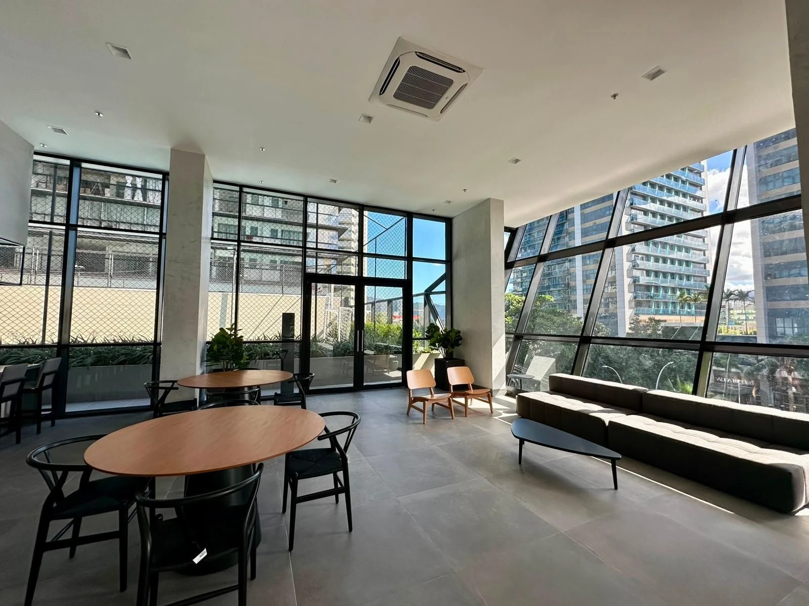 Washing machine in a 2-bedroom apartment, 84 m² — photo 47