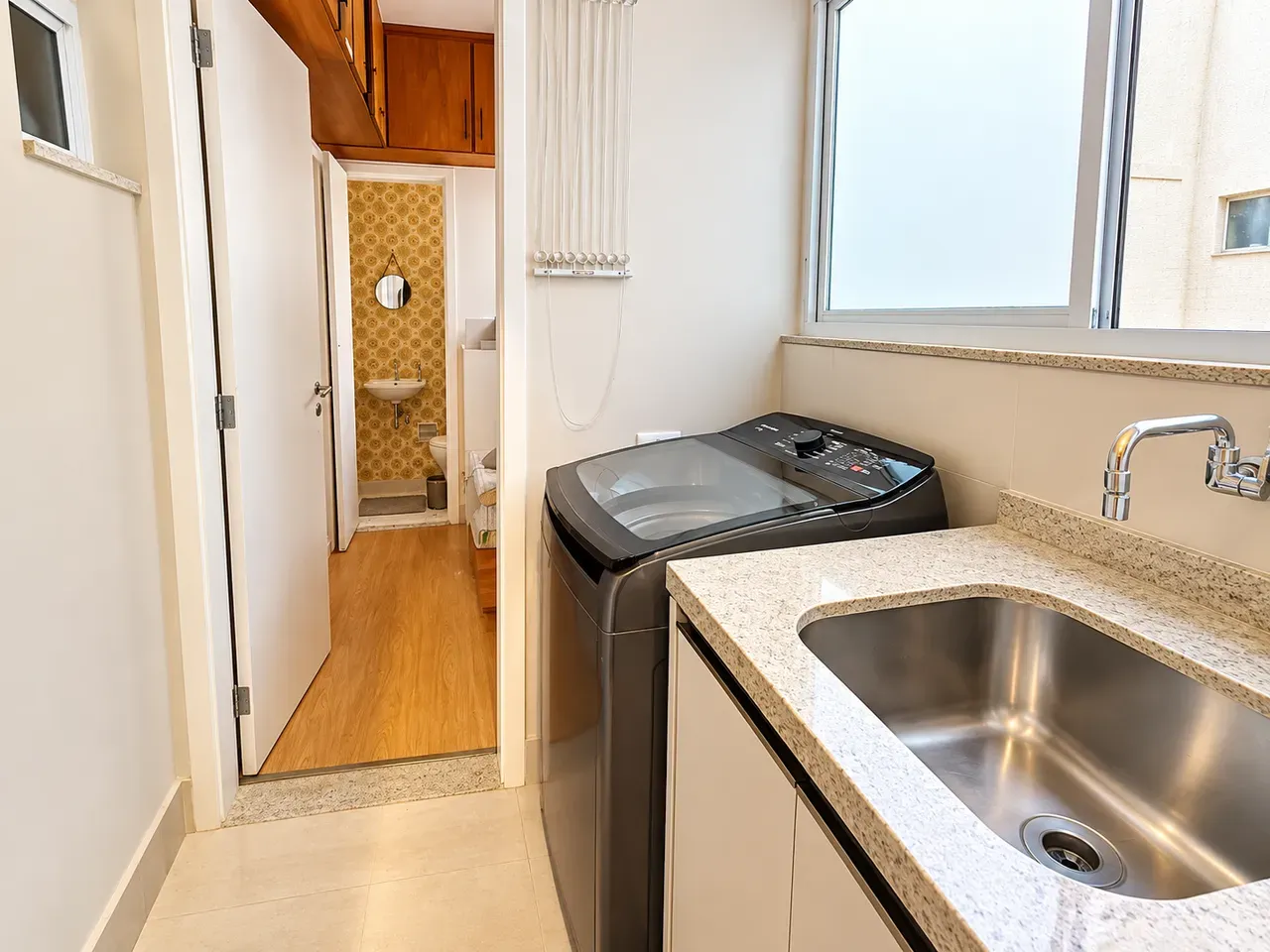 3-bedroom apartment with a home office — photo 8