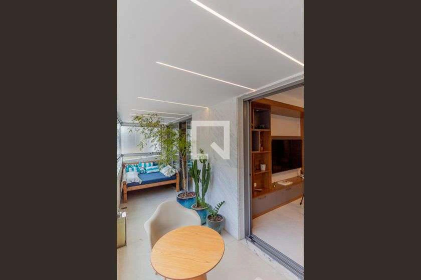 110 m² apartment with enclosed balcony and 3 bedrooms — photo 11