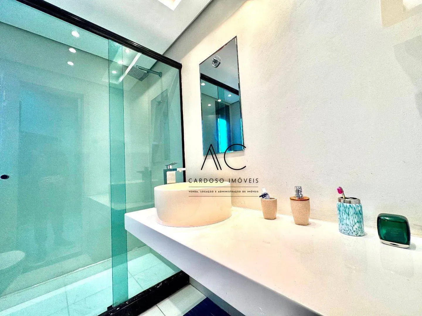 Water view in a 2-bedroom apartment, 107 m² — photo 36