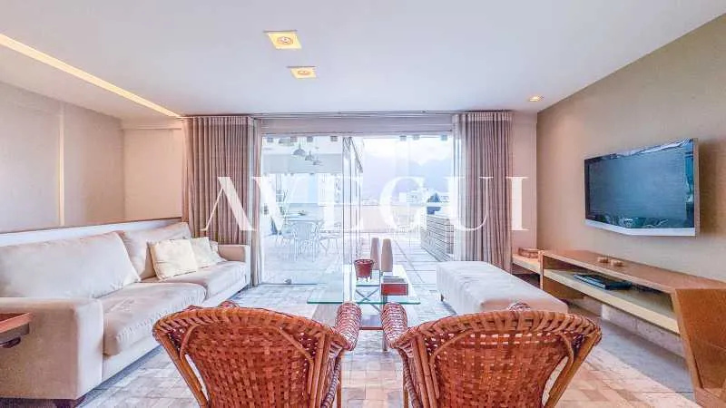 Apartamento sem mobília com 3 dormitórios e varanda fechada — photo 23