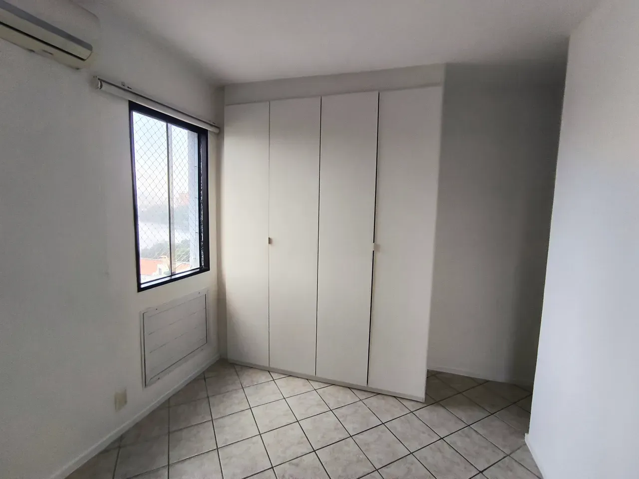Ванна та 2 спальні: квартира 78 м² — photo 12