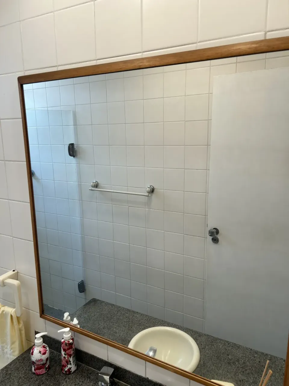 Furnished standard apartment with 3 bedrooms and 2 bathrooms — photo 20