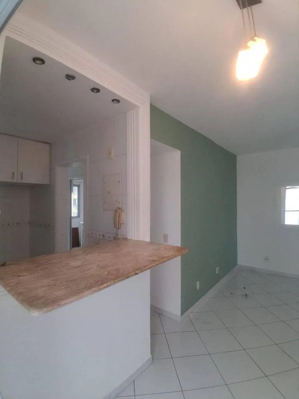 2-bedroom apartment in a building with a gym — photo 14