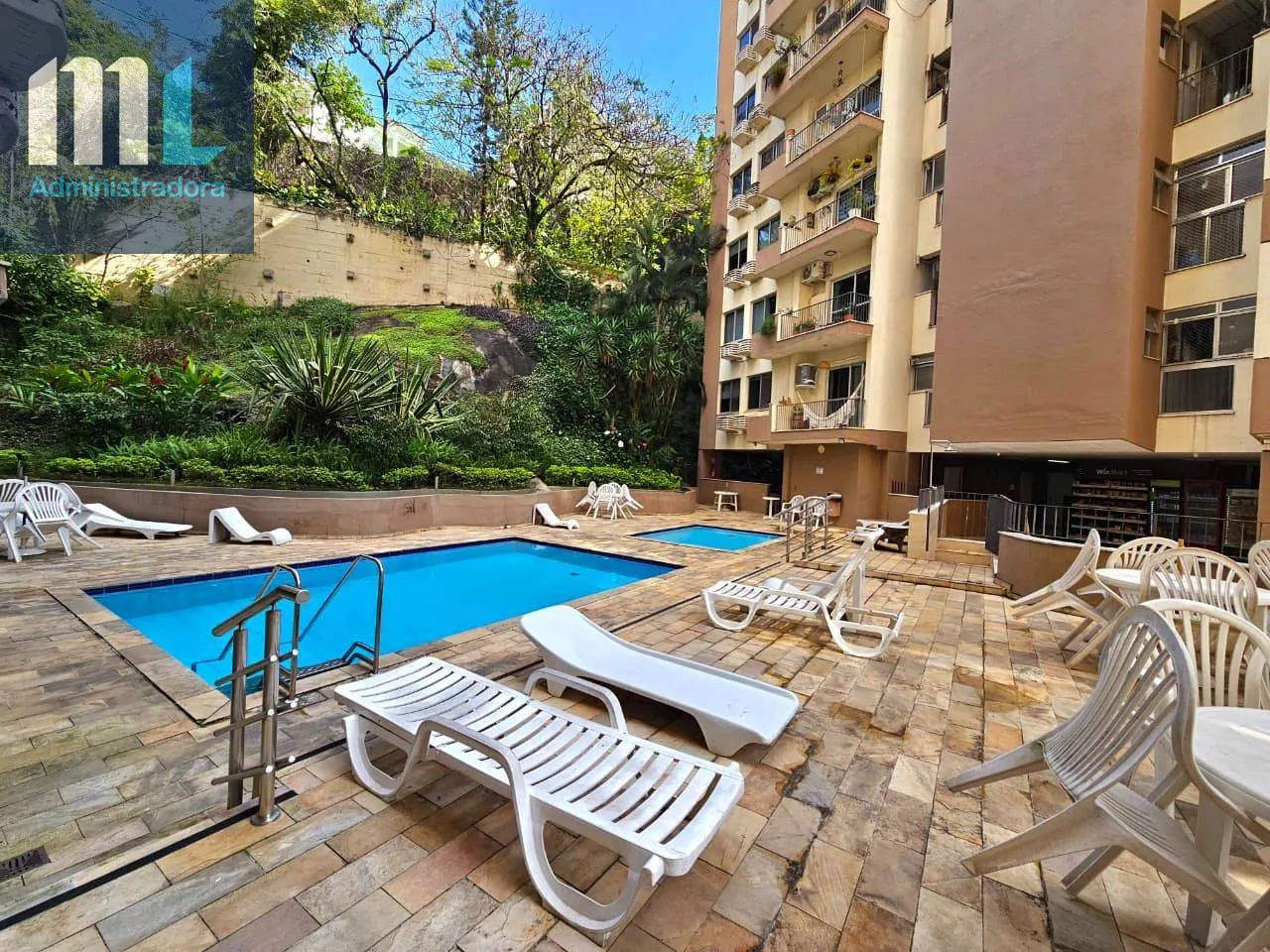 Квартира 90 м² з 3 спальнями та зоною на вулиці — photo 12